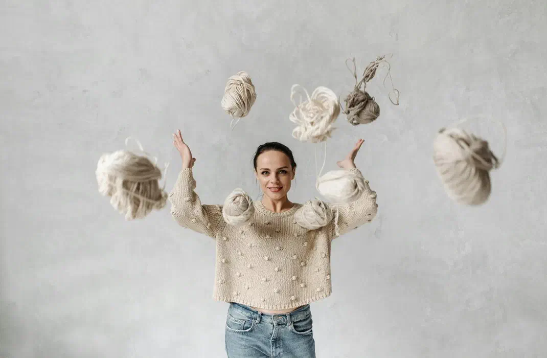 Mulheres estilosas no inverno: dicas para arrasar com tricô